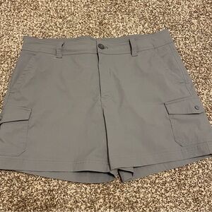 Eddie Bauer women’s gray shorts size 14